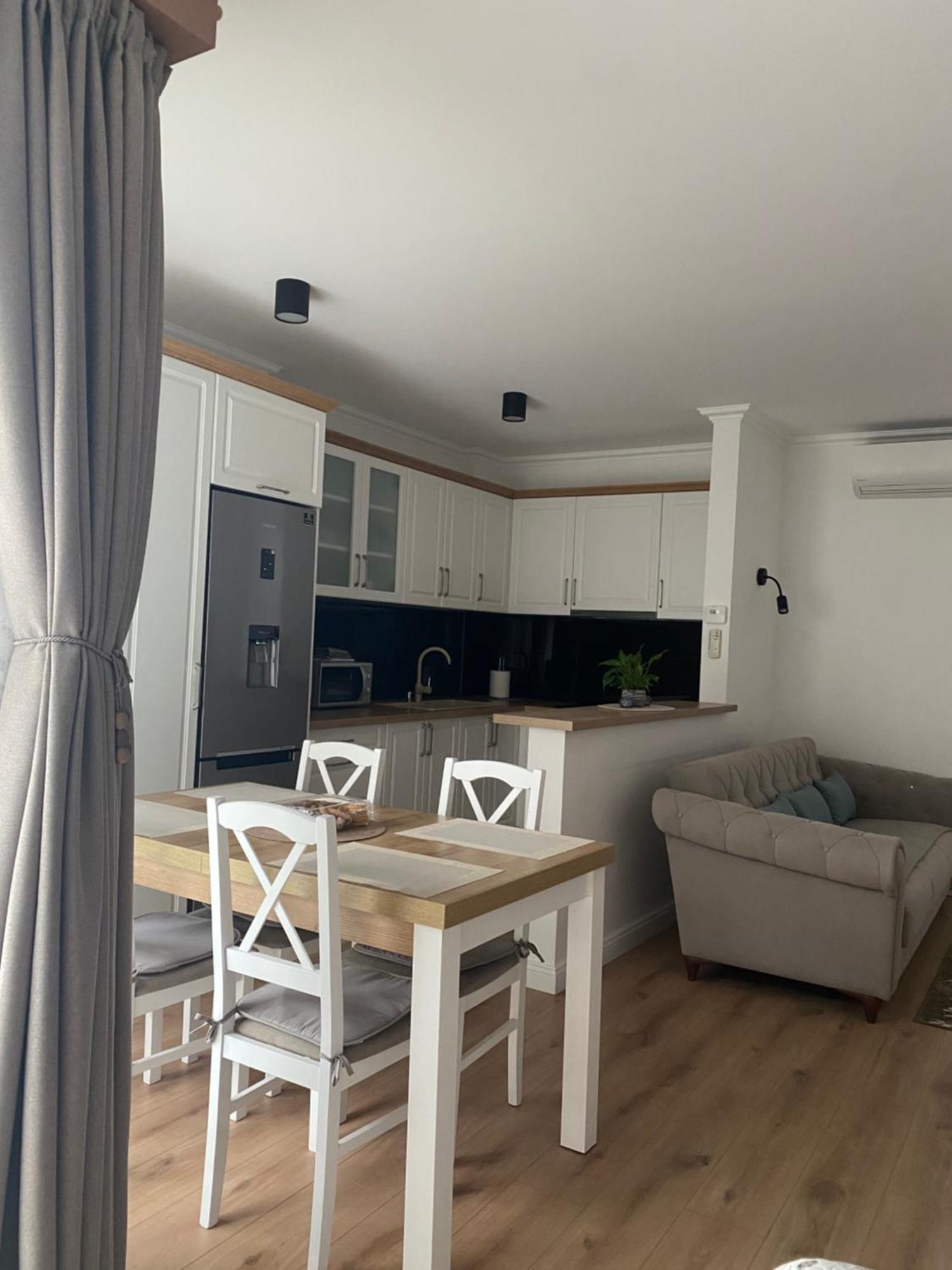 Central Park Apartment Κλουζ-Ναπόκα Εξωτερικό φωτογραφία